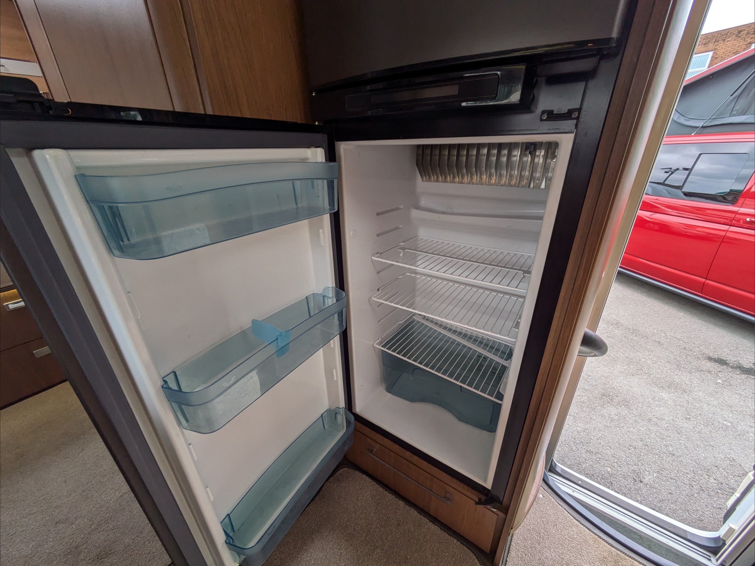 Used 2016 AutoTrail Delaware for sale in Bracknell, Berkshire Southern Motor Homes